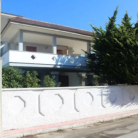 Holiday home Bilo Carmine *